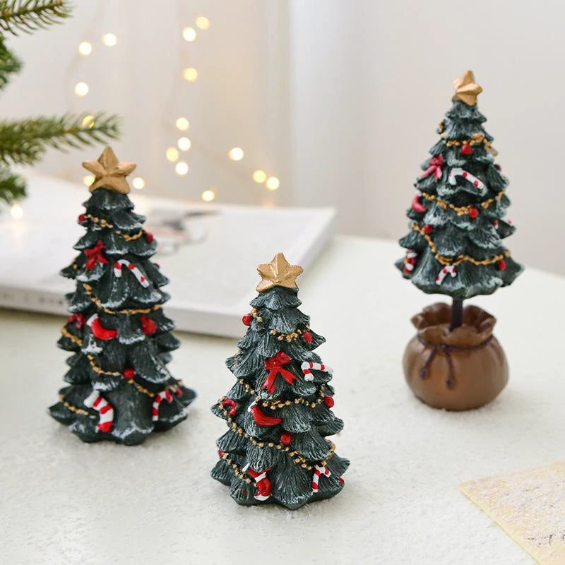 Árbol Navideño de Resina – 14 cm