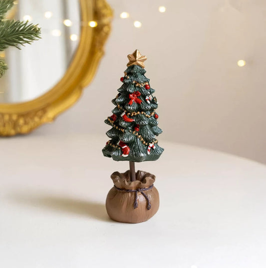 Árbol Navideño Decorativo – 17 cm