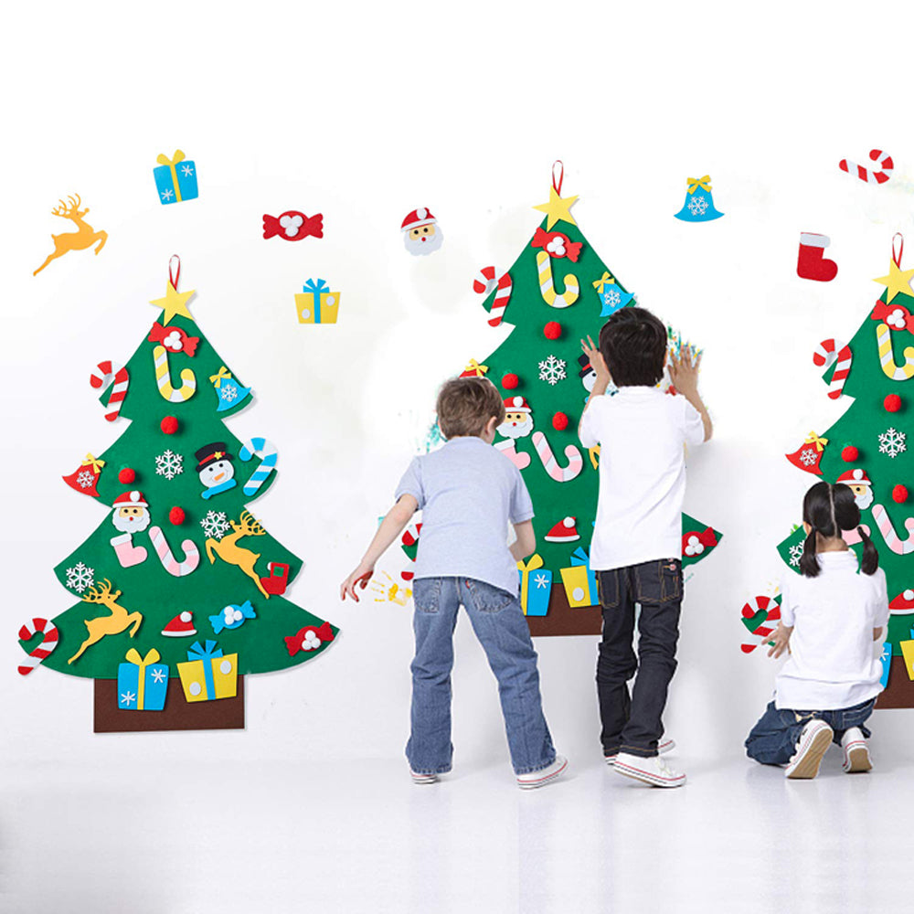 Árbol de Navidad de fieltro con colgantes